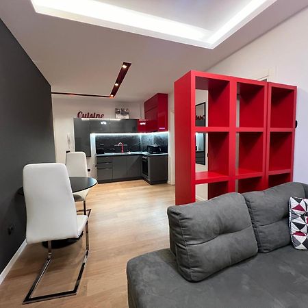 Downtown Grand Comfort Тирана Екстериор снимка
