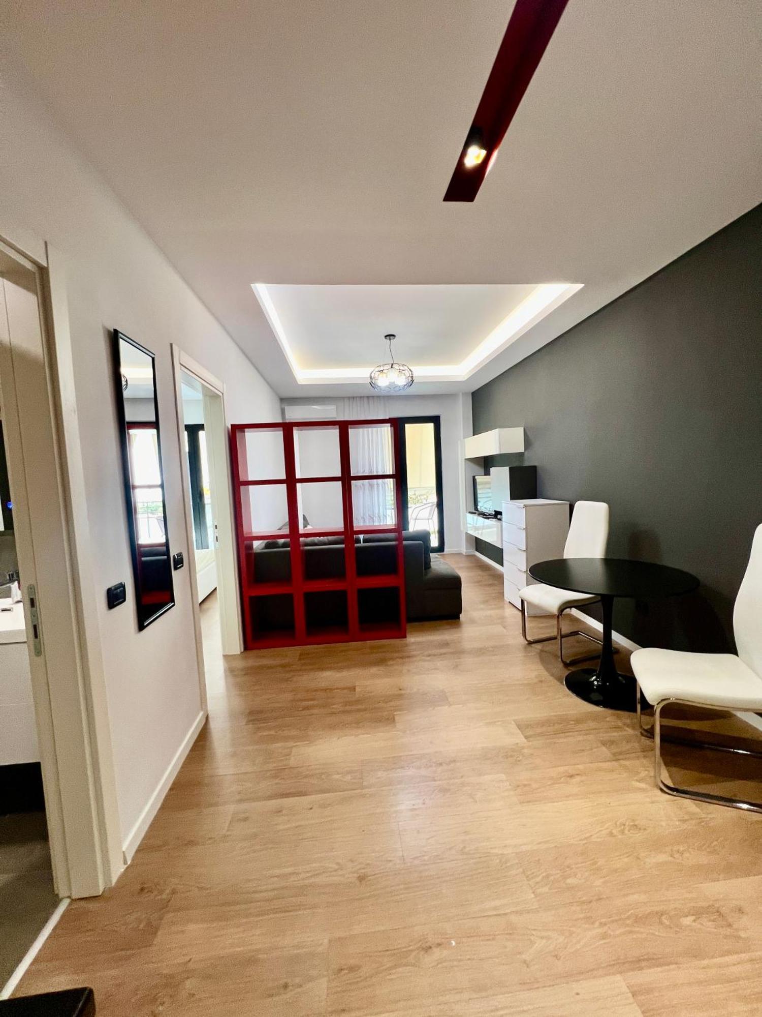 Downtown Grand Comfort Тирана Екстериор снимка