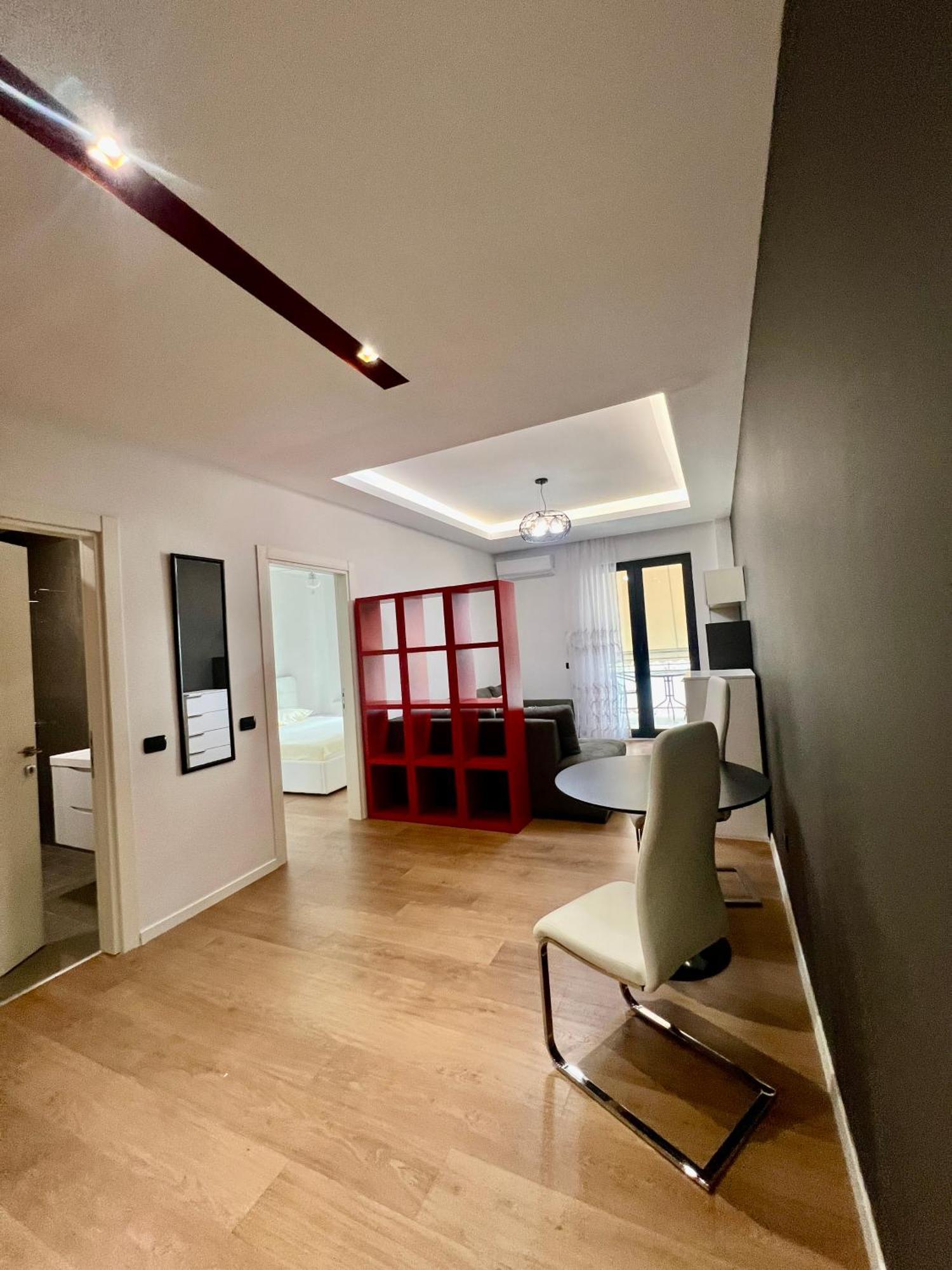 Downtown Grand Comfort Тирана Екстериор снимка