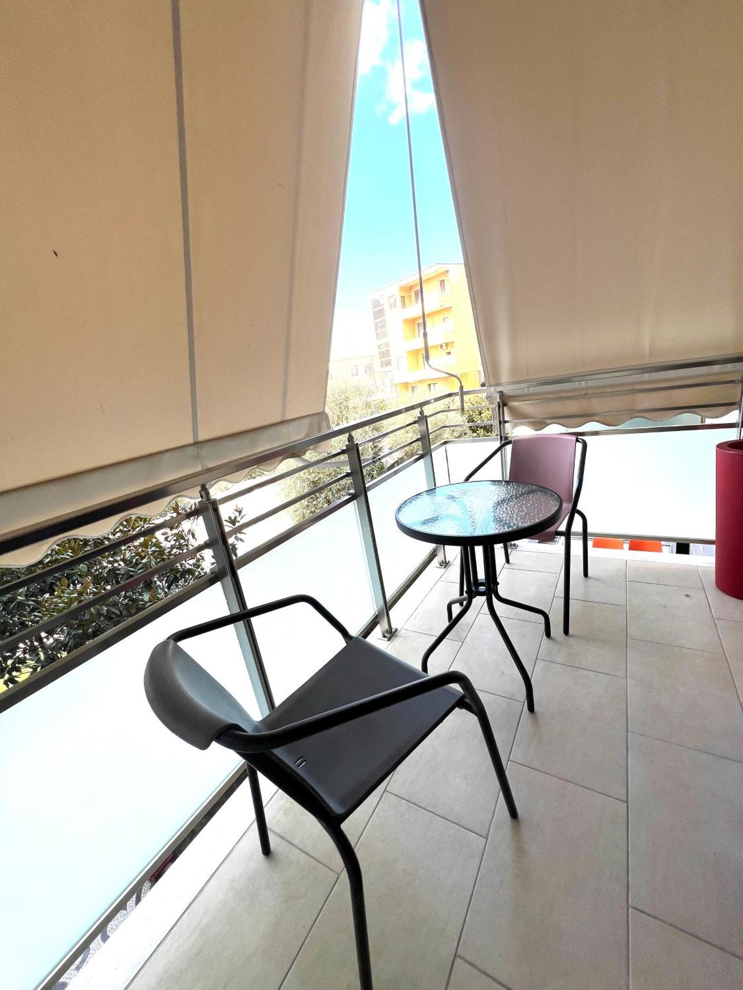 Downtown Grand Comfort Тирана Екстериор снимка
