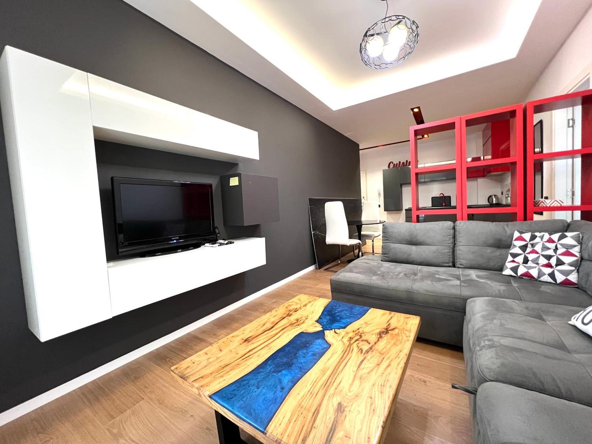 Downtown Grand Comfort Тирана Екстериор снимка