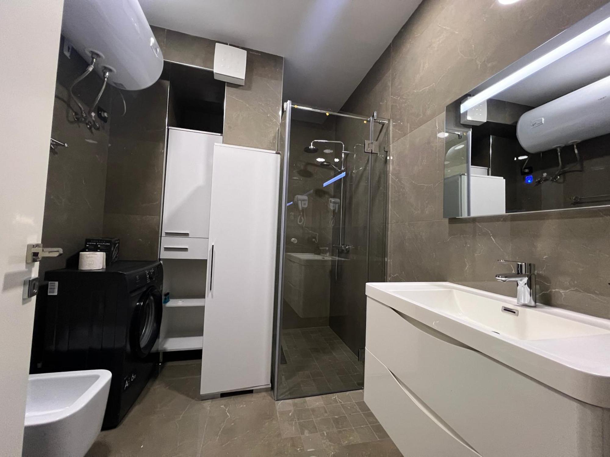 Downtown Grand Comfort Тирана Екстериор снимка