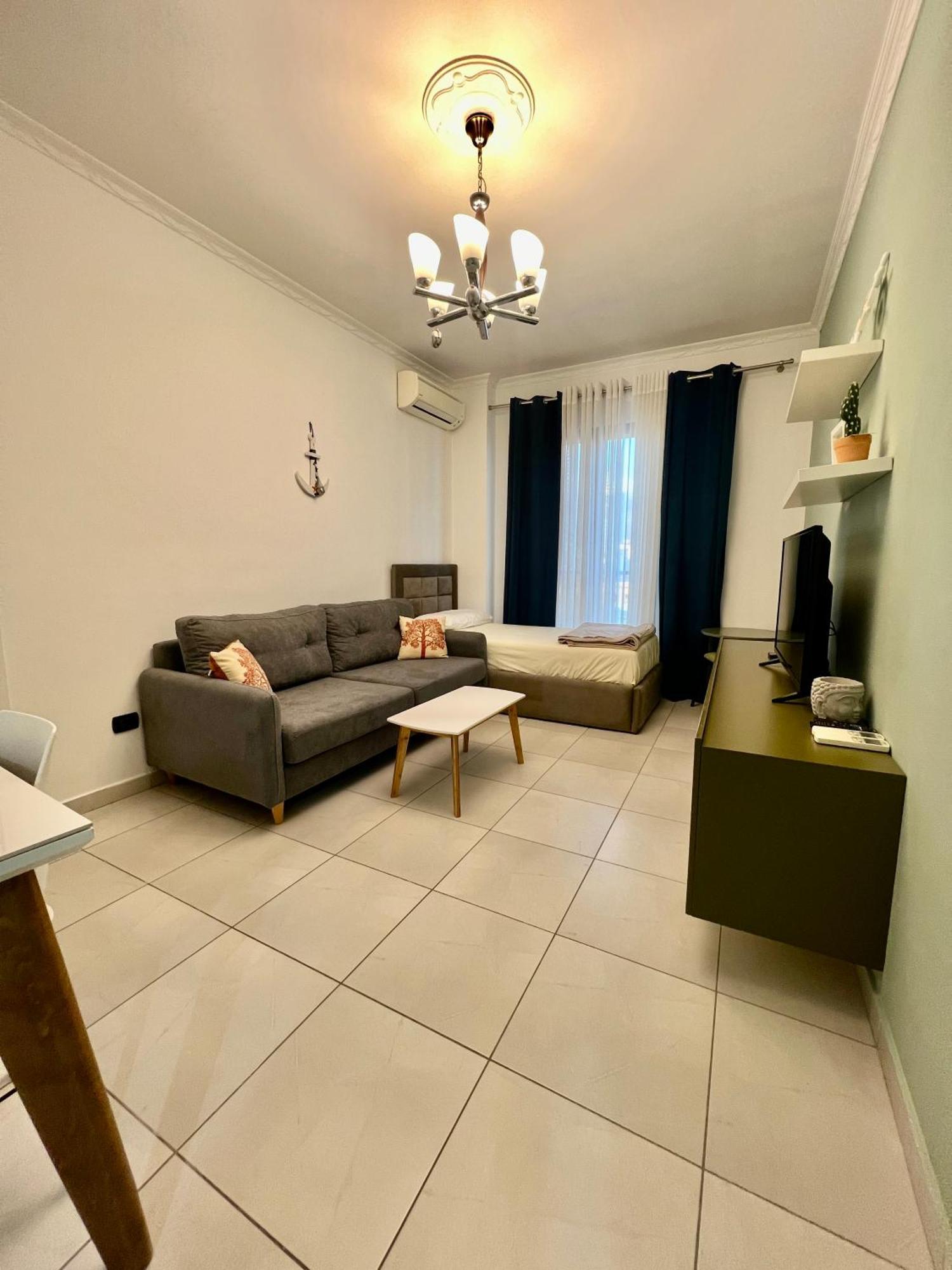 Downtown Grand Comfort Тирана Екстериор снимка